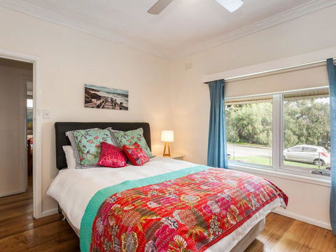 OCEAN SOUNDS - Anglesea - Accommodation Bookings 1