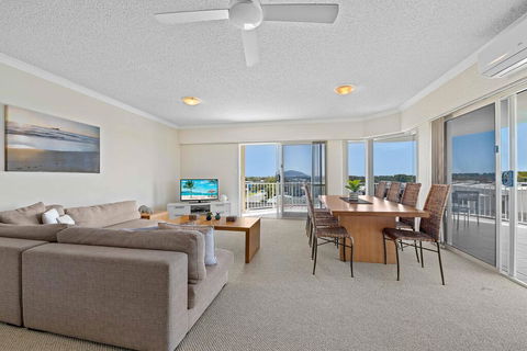 Ocean View 3 Bedroom Apartment - Accommodation Bookings 1