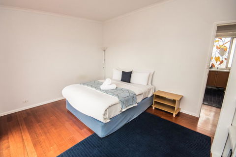 Ocean View Getaway - Accommodation Bookings 3