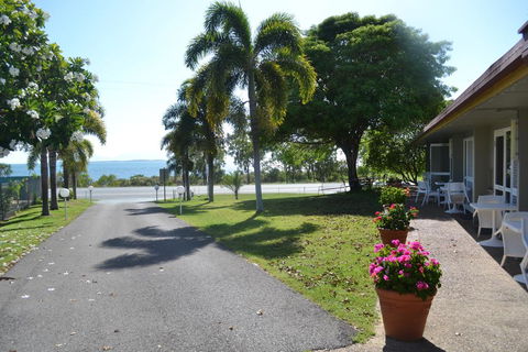 Ocean View Motel Bowen - Accommodation Bookings 2