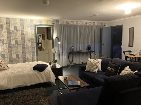 Ocean View Studio - Accommodation Bookings 2