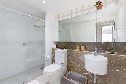Ocean Views - Accommodation Bookings 2
