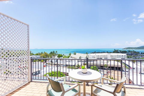 OCEAN VIEWS 10A - Accommodation Bookings 0