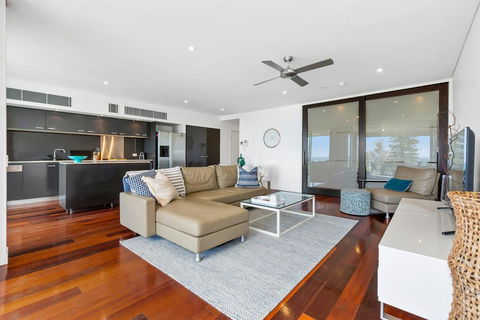 OCEAN VIEWS @ NOR NOR EAST 201 - Accommodation Bookings 3