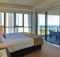 Ocean views in the heart of Broadbeach - Accommodation Bookings