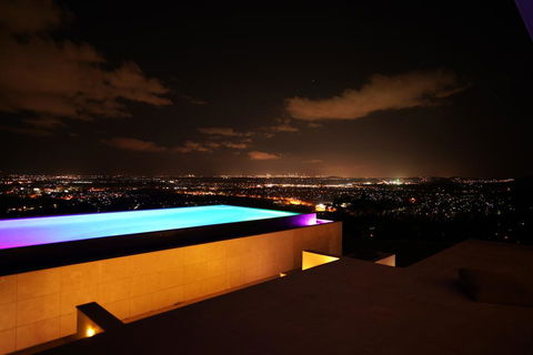 On Top Of The World - Accommodation Bookings 0