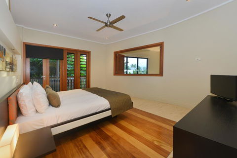 OneLuxe Port Douglas - Accommodation Bookings 3