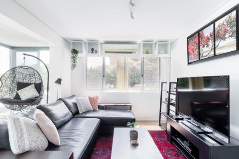 OX - Immaculate Relaxing Breeze Of 2BR Brisbane River - Accommodation Bookings 0