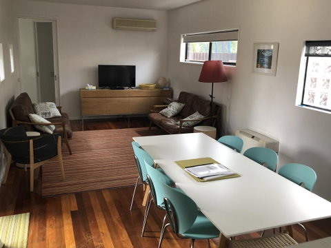 Pacific Paradise - Accommodation Bookings 2
