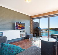 Pacific Pines Unit 5 - Accommodation Bookings