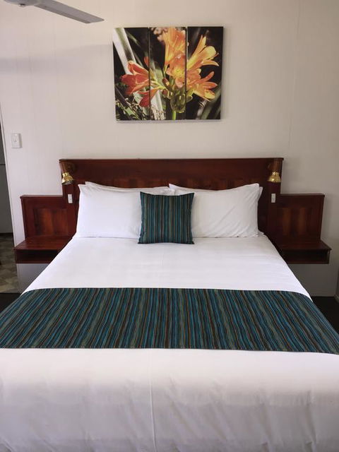 Pacific Sun Motor Inn - Accommodation Bookings 0