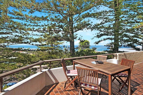 Pacific Tower Penthouse - Accommodation Bookings 2