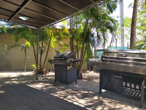 Palm Court Backpackers - Accommodation Bookings 2