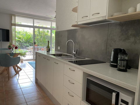 Palm Villas In Port #3 - Accommodation Bookings 1