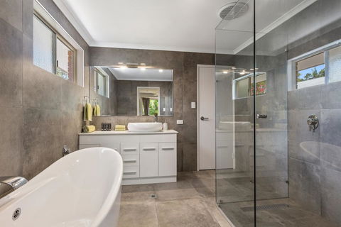 Pandanus Holiday Home - Accommodation Bookings 2
