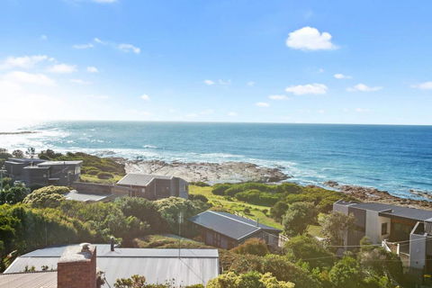 PANORAMA VIEWS - Spectacular Ocean Views - Accommodation Bookings 3