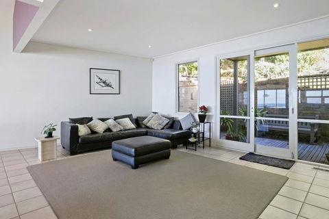 PANORAMA VIEWS - Spectacular Ocean Views - Accommodation Bookings 1
