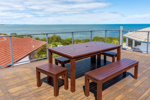 Panoramic Views From Private Roof Top Deck - Accommodation Bookings 1