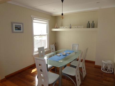 Panoramic Views On Walter - Accommodation Bookings 1