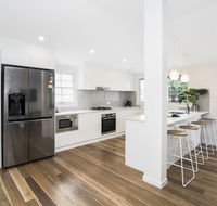 Park Avenue Terrace House Sleeps 9 - Accommodation Bookings