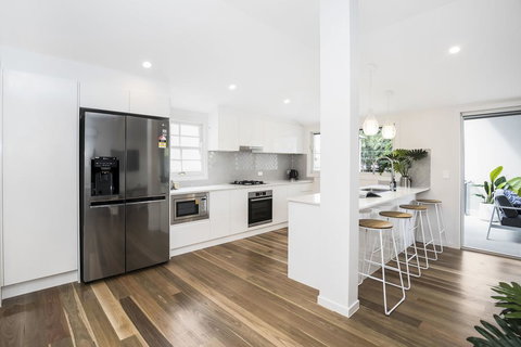 Park Avenue Terrace House Sleeps 9 - Accommodation Bookings 0
