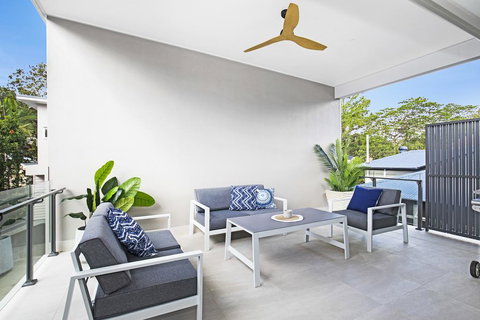 Park Avenue Terrace House Sleeps 9 - Accommodation Bookings 2