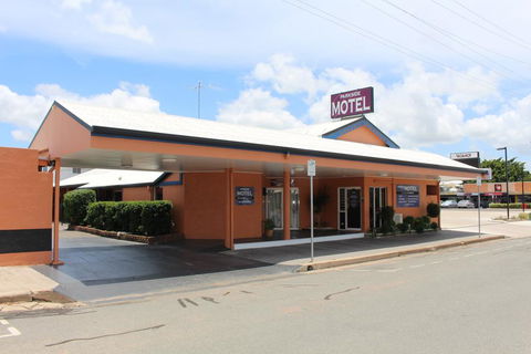 Parkside Motel & Licensed Restaurant - Accommodation Bookings 0
