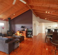Pelican Sands Bed  Breakfast