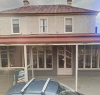 Pembroke Hotel - Accommodation Bookings