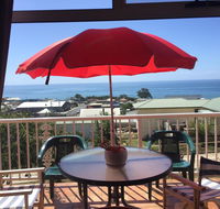 Penguin Seaside Homestay