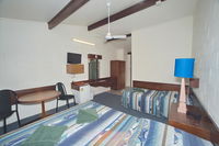 Book Narromine Accommodation Vacations Accommodation Bookings Accommodation Bookings