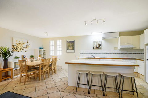 Peregian Court Resort - 4/84 Peregian Esp - Accommodation Bookings 2