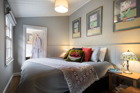 Persimmon - Accommodation Bookings 1