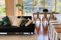 Pet friendly paradise near beach