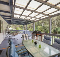 Pet-friendly Beach House  Kianga
