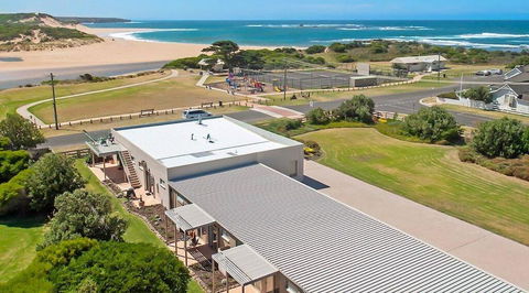 Peterborough House Motel - Accommodation Bookings 0