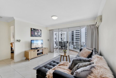Phoenician Resort Broadbeach - GCLR - Accommodation Bookings 1