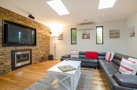 PIER 55 - DROMANA... - Accommodation Bookings 0