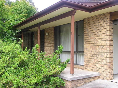 Pin High - Accommodation Bookings 0
