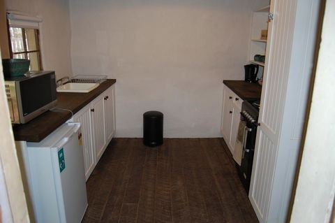 Pines Cottage - Accommodation Bookings 1