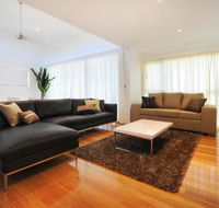 Pinnacle Apartments