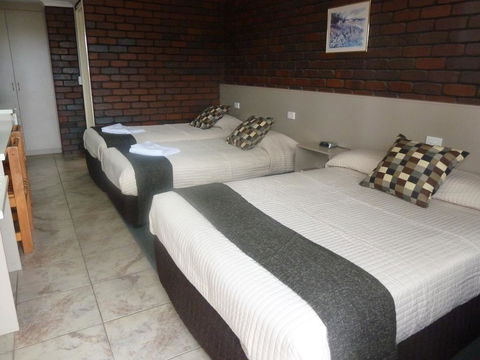 Pioneer Lodge Motel - Accommodation Bookings 0