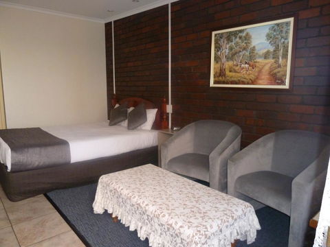 Pioneer Lodge Motel - Accommodation Bookings 1