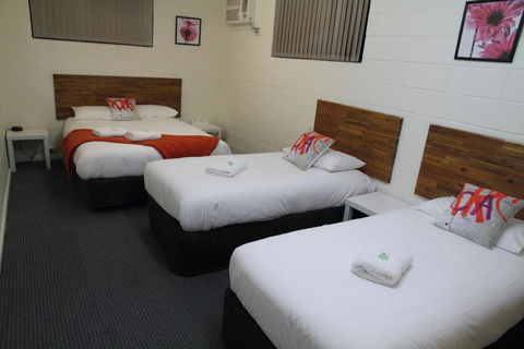 Plainsman Motel - Accommodation Bookings 2