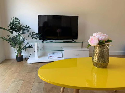 Pleasant Bedroom In Bentleigh East - Accommodation Bookings 0