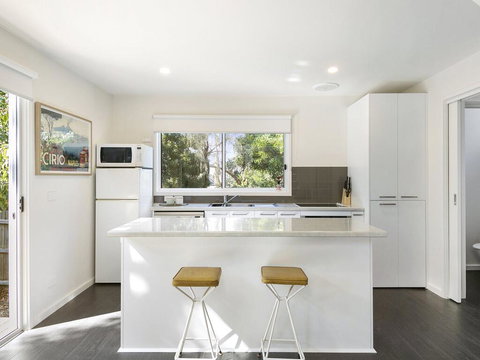 Point Roadknight Paradise Villa 6 - Accommodation Bookings 1