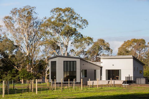 Pomonal Estate Mt Cassell Villa - Accommodation Bookings 0