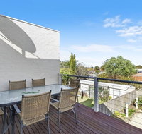 Pomora Townhouse 28a - Accommodation Bookings