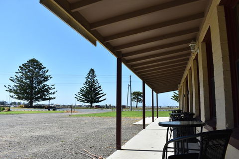 Port Albert Motel - Accommodation Bookings 3