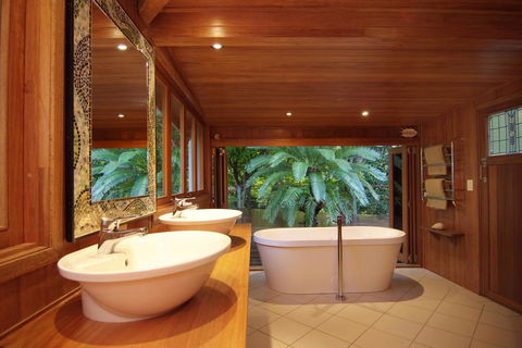Port Douglas Valley Retreat - Accommodation Bookings 3
